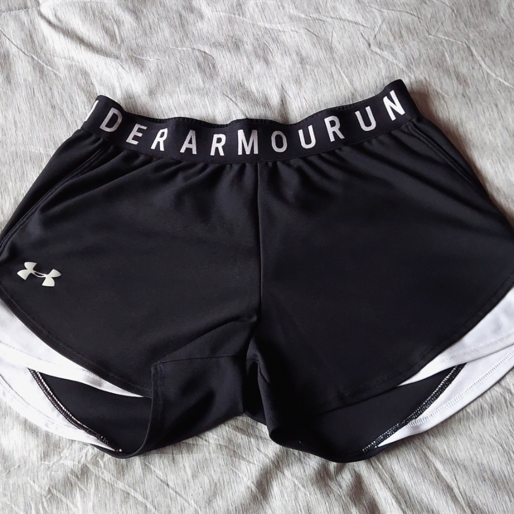 Under Armour Shorts, XS, Black